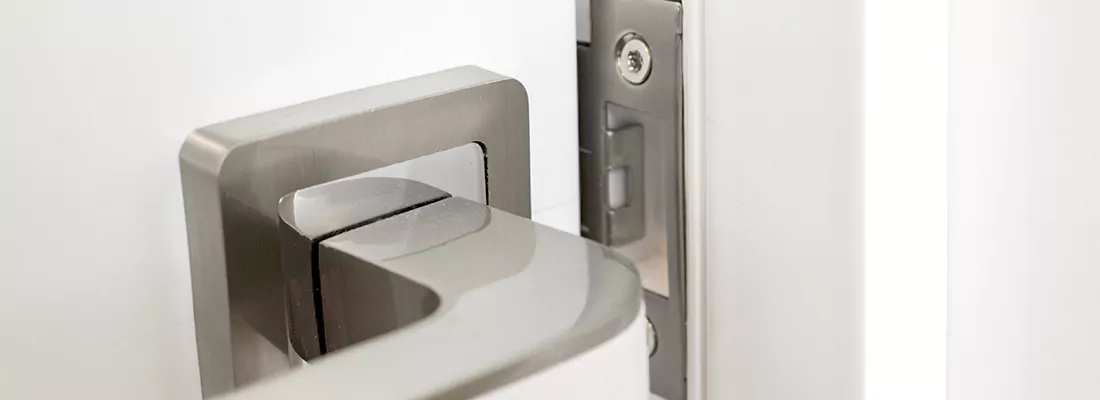 Seamless Integration of Magnetic Locks with Access Control Systems in Tamiami, FL